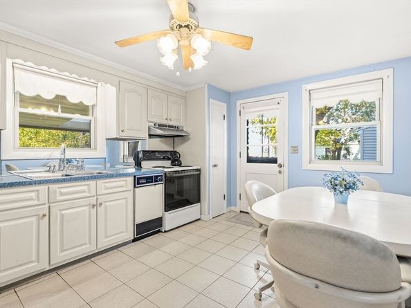 79 Bicknell Street, Quincy MA 02169