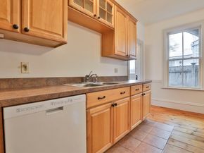 57 Lime St 1, Newburyport MA 01950