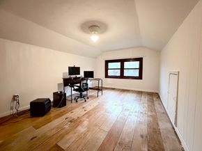 32 Hemlock St, Douglas MA 01516