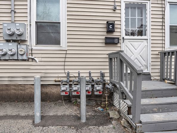 6 Overlook St, Grafton MA 01536