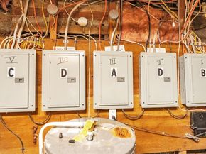 6 Overlook St, Grafton MA 01536