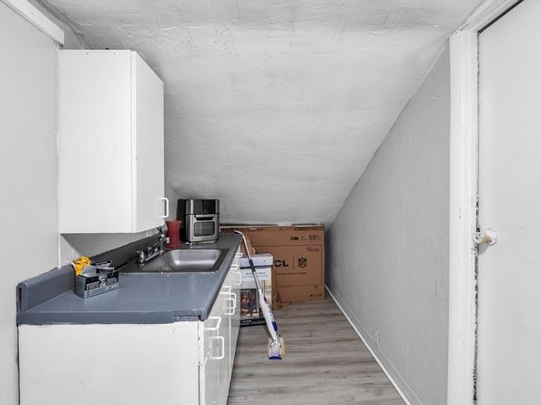 6 Overlook St, Grafton MA 01536