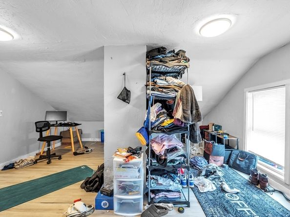 6 Overlook St, Grafton MA 01536