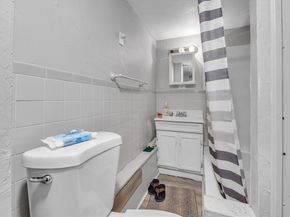 6 Overlook St, Grafton MA 01536