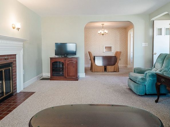 7 Park St., Hamilton MA 01982