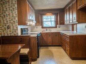 7 Park St., Hamilton MA 01982