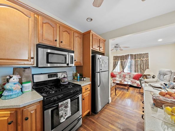 20-22 Putnam St, Quincy MA 02169