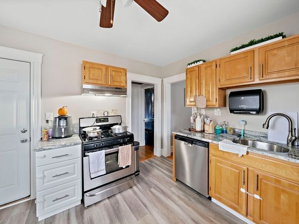 20-22 Putnam St, Quincy MA 02169