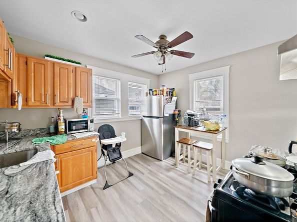 20-22 Putnam St, Quincy MA 02169