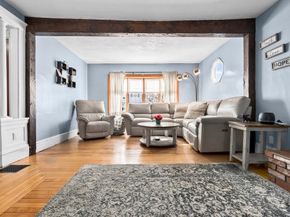 85 Range Ave, Lynn MA 01904