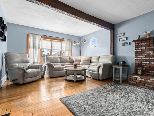 85 Range Ave, Lynn MA 01904