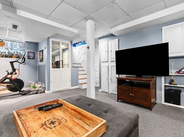 85 Range Ave, Lynn MA 01904