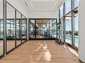 682 Atlantic Ave 39J, Boston MA 02111