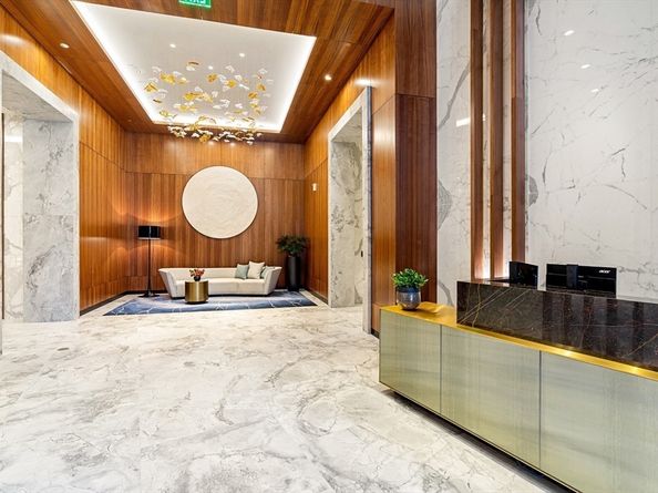 682 Atlantic Ave 39J, Boston MA 02111