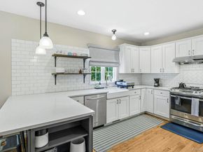 70 Orchard Place, Thornwood NY 10594
