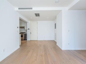 2412 42nd Road 3E, Long Island City NY 11101