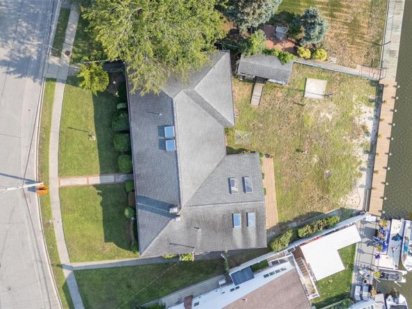 2436 Hempstead Lane, Wantagh NY 11793
