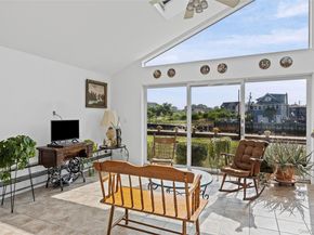 2436 Hempstead Lane, Wantagh NY 11793