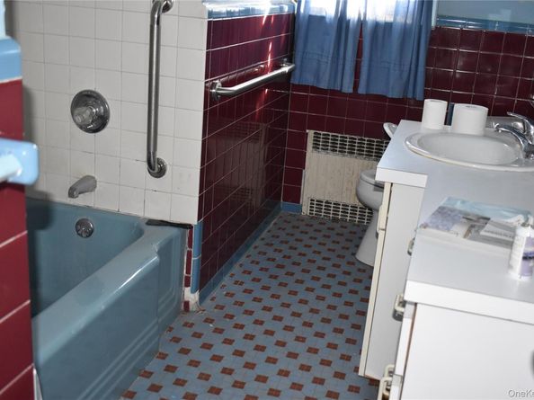 2477 Columbus Avenue, North Bellmore NY 11710