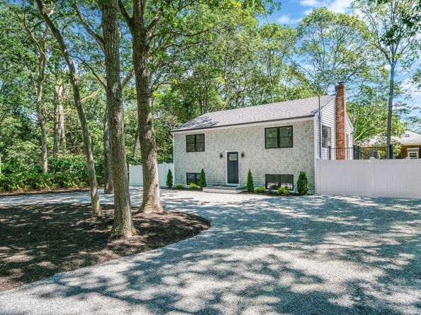 38 Columbia, Westhampton NY 11977