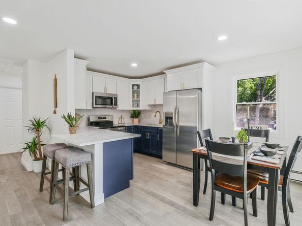 38 Columbia, Westhampton NY 11977