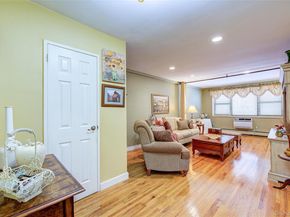 25 Park Place 3P, Great Neck NY 11021