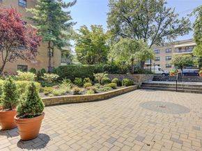 25 Park Place 3P, Great Neck NY 11021