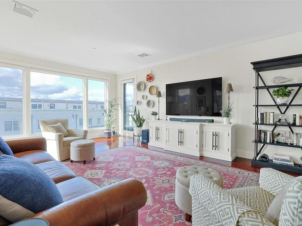 16 Rivers Edge Drive 408, Tarrytown NY 10591
