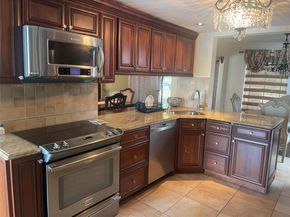 3200 Lydia Lane, Bellmore NY 11710