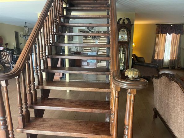 3200 Lydia Lane, Bellmore NY 11710