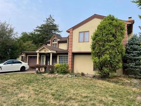 3200 Lydia Lane, Bellmore NY 11710