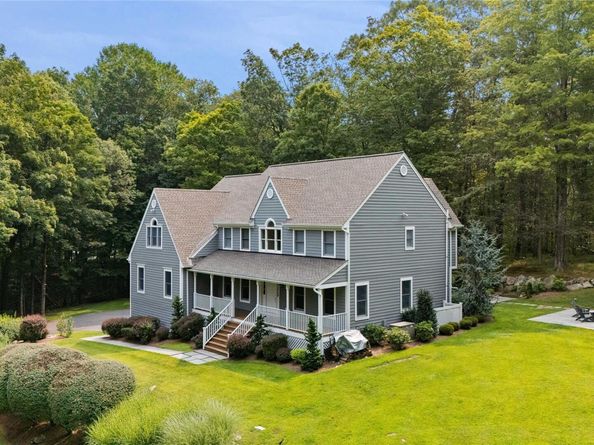 9 Ashwood Road, South Salem NY 10590