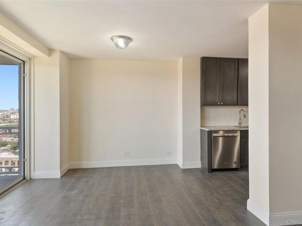 875 Morrison Avenue 8K, Bronx NY 10473
