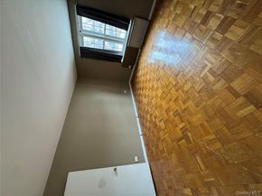 125 Beach 124th Street 2L, Rockaway Beach NY 11694