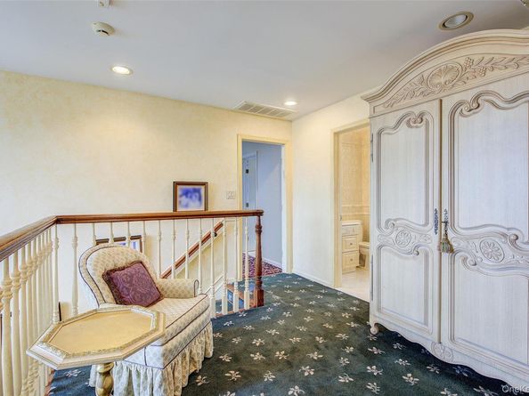 171-06 76th Avenue, Fresh Meadows NY 11366