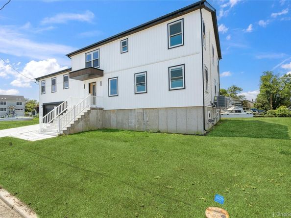 775 S 9th Street, Lindenhurst NY 11757