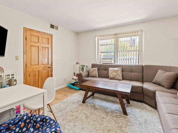1570 Paulding Avenue, Bronx NY 10462