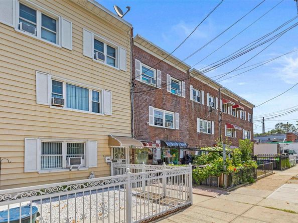 1570 Paulding Avenue, Bronx NY 10462