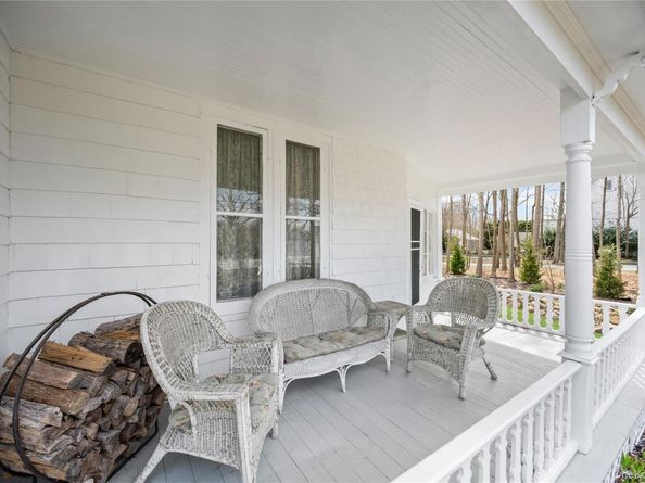 430 Montauk Hwy, East Moriches NY 11940