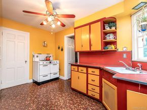 43 Amherst Road, Port Washington NY 11050