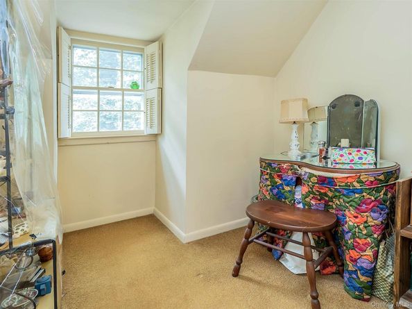 43 Amherst Road, Port Washington NY 11050