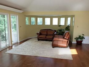 6 Bostwick Lane, Old Westbury NY 11568