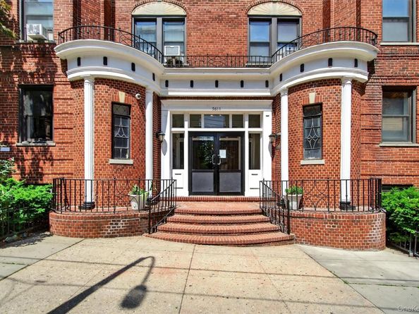 96-11 65th Road 313, Rego Park NY 11374