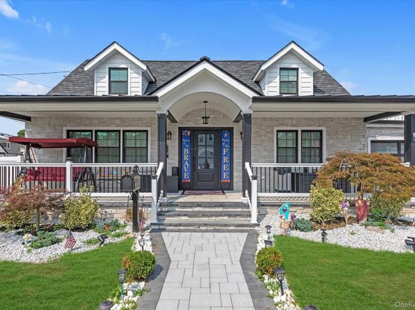 190 Commonwealth Street, Franklin Square NY 11010