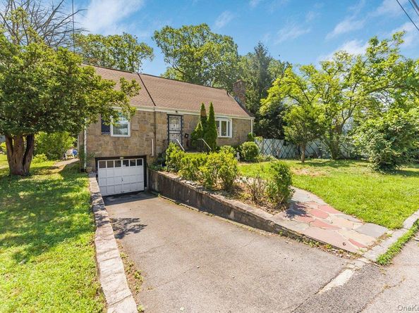 60 Gramercy Avenue, Yonkers NY 10701