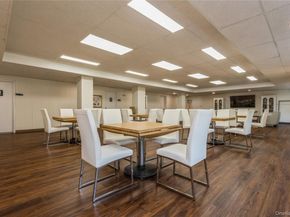 1534 Broadway 202, Hewlett NY 11557