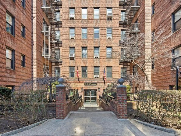 99-63 66th Avenue C8, Rego Park NY 11372