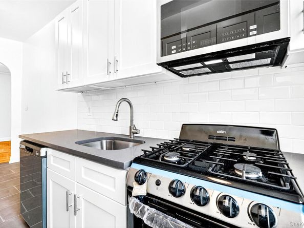 601 Pelham Parkway N 514, Bronx NY 10467