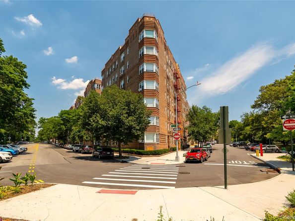 601 Pelham Parkway N 514, Bronx NY 10467