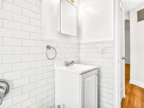 601 Pelham Parkway N 514, Bronx NY 10467